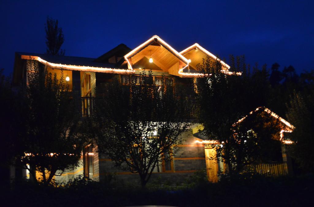 Gezellig Inn - Tree Hill Cottages & Kanyal Villas Manāli Exterior foto